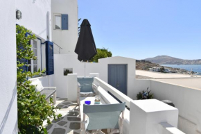 White Rooms Paros